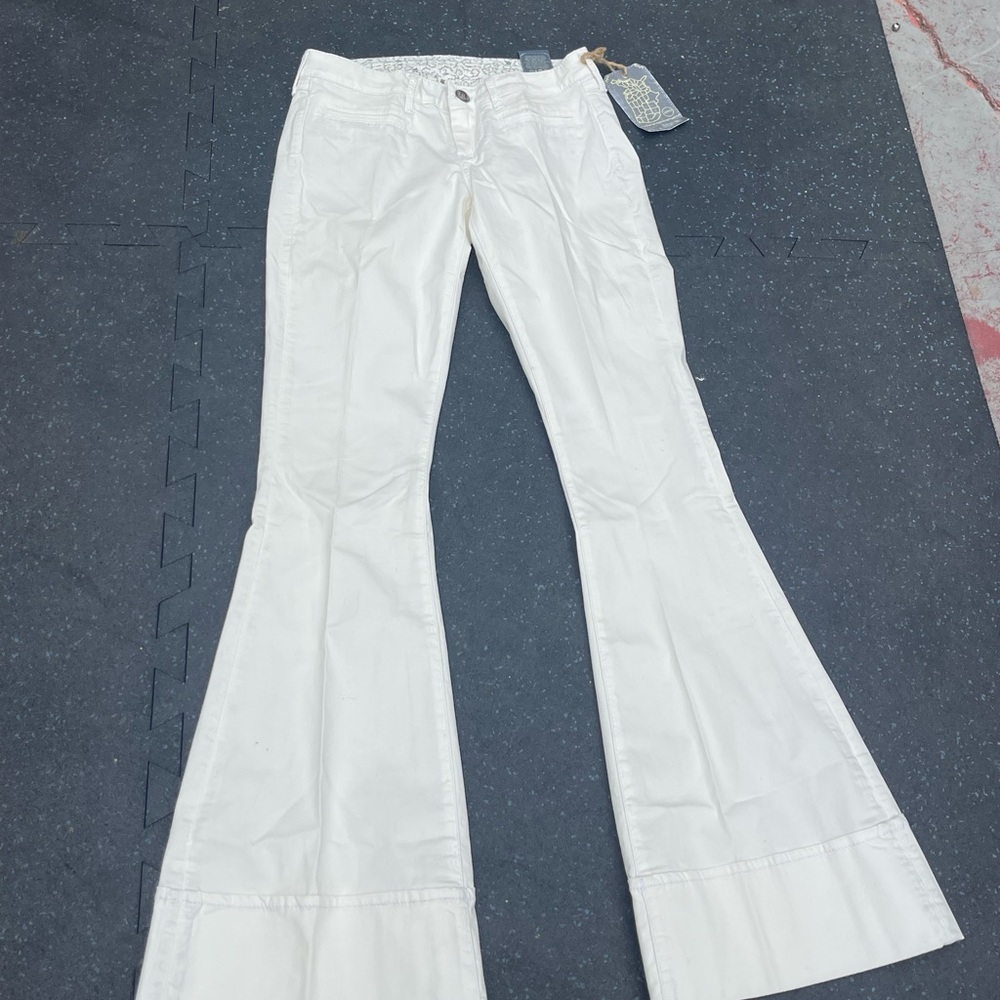 Stitch's Cream Flare Pants